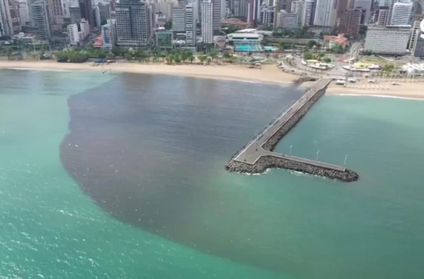  Prefeitura de Fortaleza e Cagece trocam acusações sobre poluição nas águas da Praia de Iracema – G1